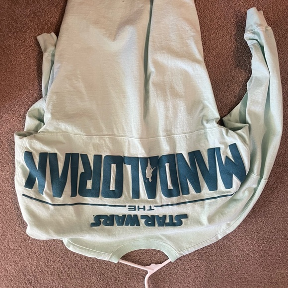 Disney tee - Picture 2 of 2